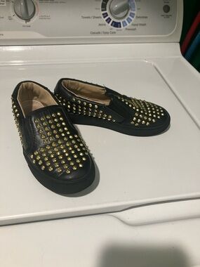 Akid Liv gold black studded slip on shoes sneakers size 12 toddler